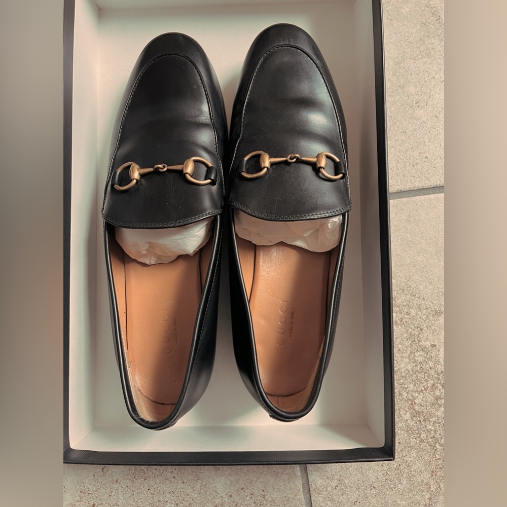 GUCCI Jordaan Leather Loafers - Authentic EU37 US 6.5-7